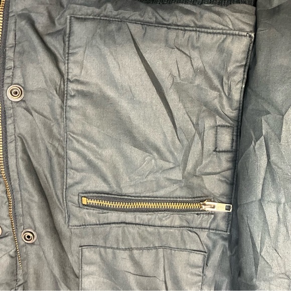 Amazing vintage jacket made in USA. Vest jacket combo and lots of zippers - Picture 10 of 12